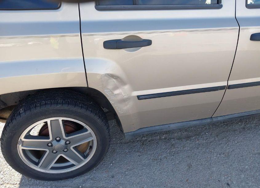 Photo 6 of 2009 Jeep Patriot SPORT (VIN 1J4FT28B79D155079)