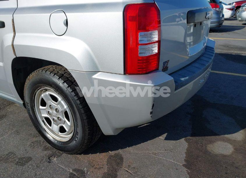 Photo 12 of 2009 Jeep Patriot SPORT (VIN 1J4FT28B99D121838)