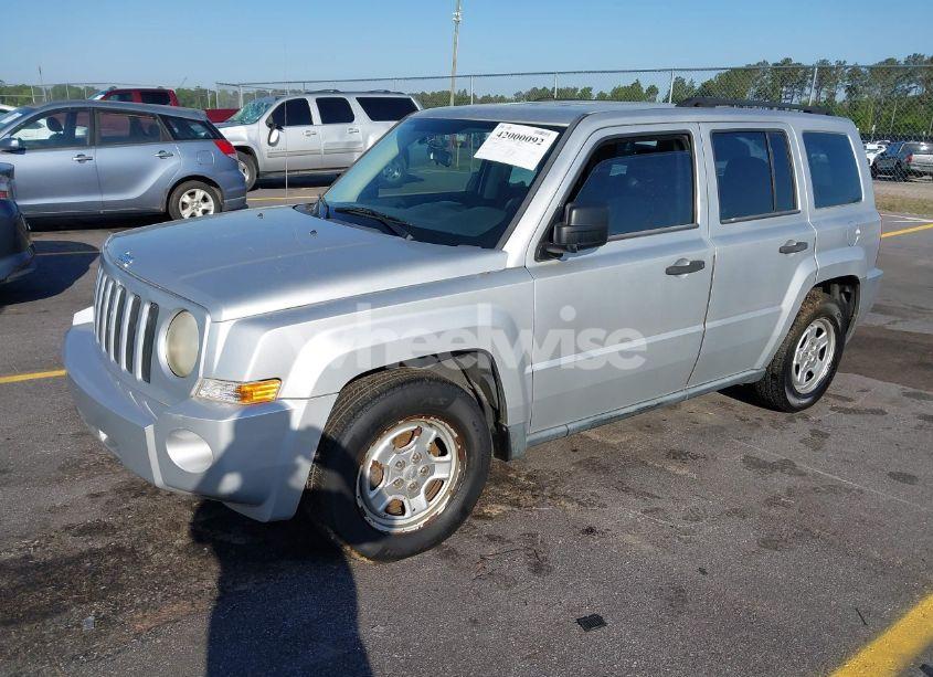 Photo 2 of 2009 Jeep Patriot SPORT (VIN 1J4FT28B99D121838)