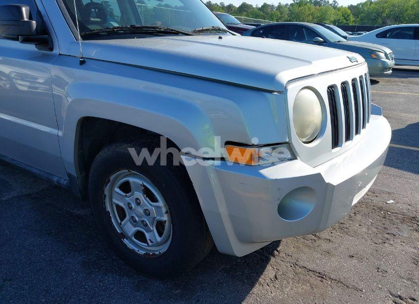 Photo 6 of 2009 Jeep Patriot SPORT (VIN 1J4FT28B99D121838)