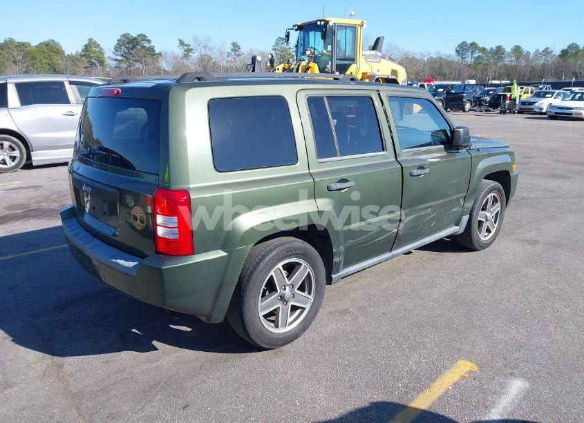 Photo 4 of 2009 Jeep Patriot SPORT (VIN 1J4FT28B99D139661)
