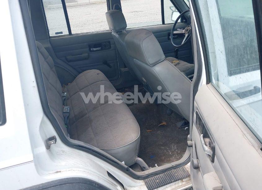 Photo 8 of 1993 Jeep Cherokee N/A (VIN 1J4FT28PXPL560996)