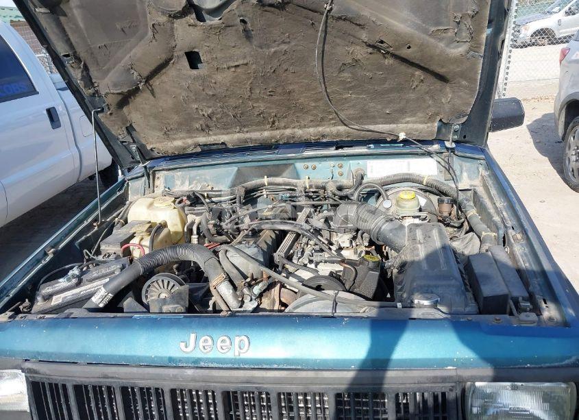 Photo 10 of 1996 Jeep Cherokee SE (VIN 1J4FT28S2TL147520)