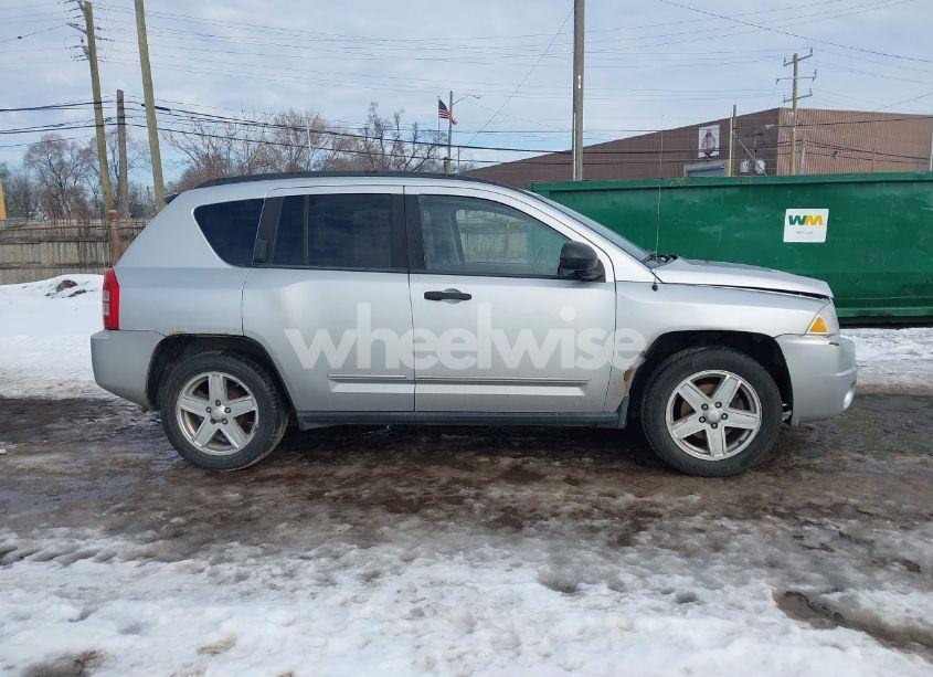 Photo 13 of 2009 Jeep Compass SPORT/NORTH (VIN 1J4FT47B39D123520)