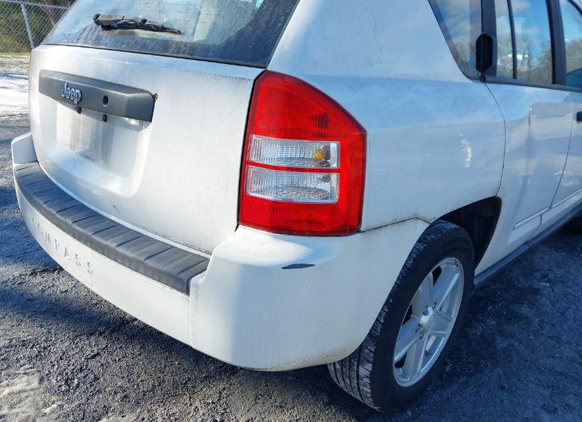 Photo 12 of 2009 Jeep Compass SPORT (VIN 1J4FT47B49D134137)