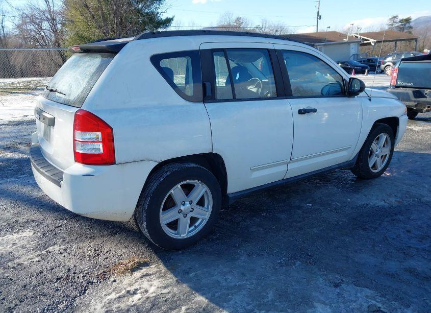 Photo 4 of 2009 Jeep Compass SPORT (VIN 1J4FT47B49D134137)