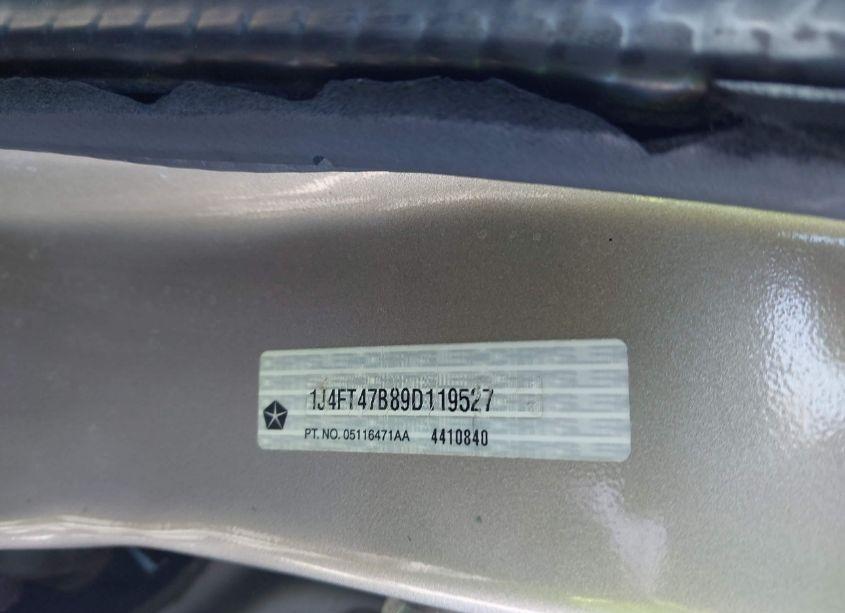 Photo 9 of 2009 Jeep Compass SPORT (VIN 1J4FT47B89D119527)