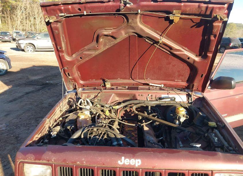 Photo 10 of 2001 Jeep Cherokee SPORT (VIN 1J4FT48S11L539624)