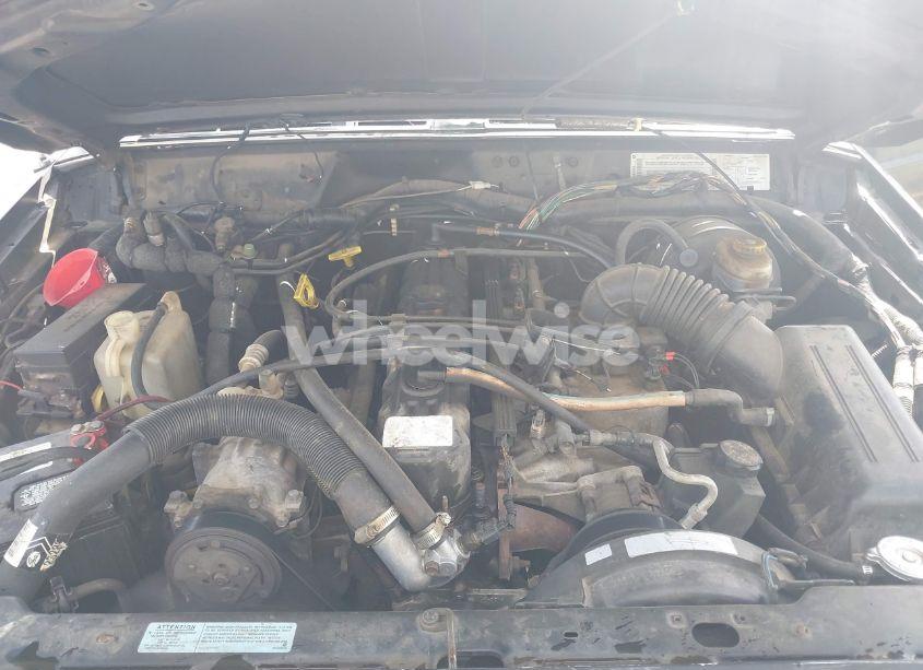 Photo 10 of 2000 Jeep Cherokee SPORT (VIN 1J4FT48S6YL133672)