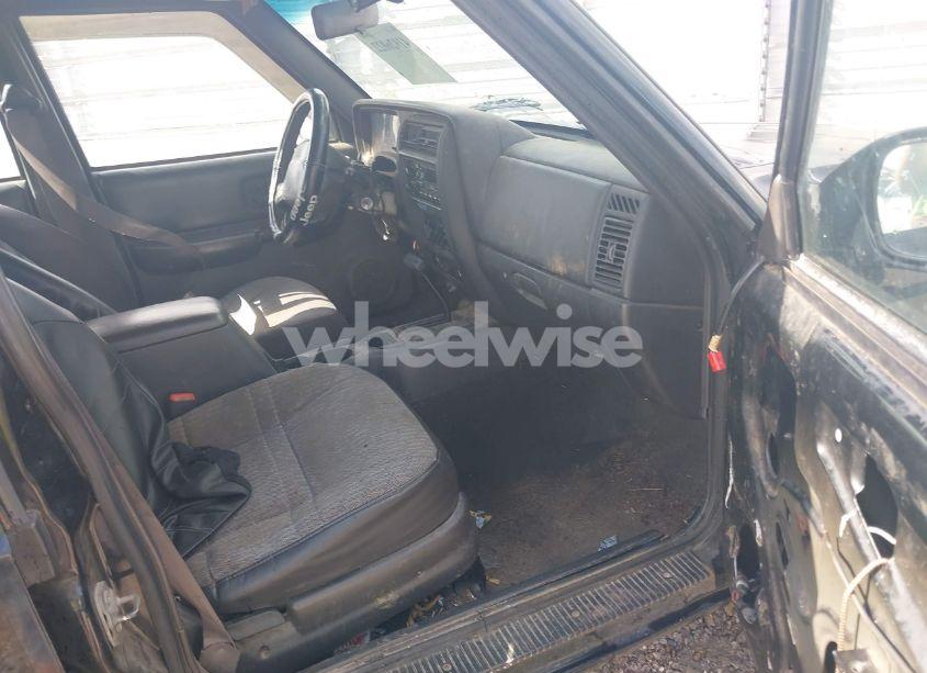 Photo 5 of 2000 Jeep Cherokee SPORT (VIN 1J4FT48S6YL133672)