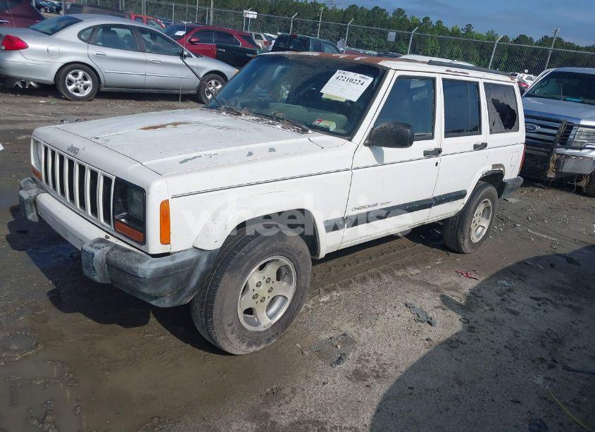 Photo 2 of 2000 Jeep Cherokee SPORT (VIN 1J4FT48SXYL106040)