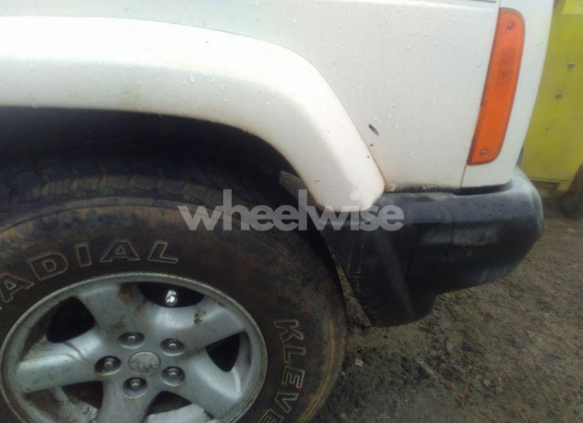 Photo 12 of 2000 Jeep Cherokee SPORT (VIN 1J4FT48SXYL115496)