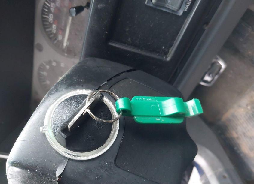 Photo 11 of 1995 Jeep Cherokee SPORT (VIN 1J4FT68S1SL572751)