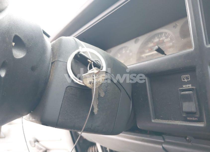 Photo 11 of 1995 Jeep Cherokee SPORT (VIN 1J4FT68S3SL567745)