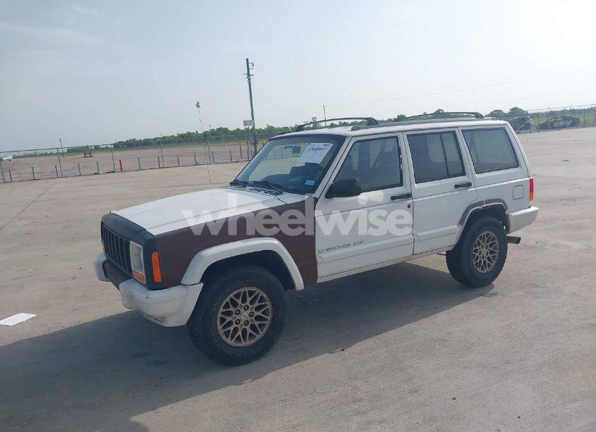 Photo 2 of 1997 Jeep Cherokee COUNTRY (VIN 1J4FT78S1VL522393)
