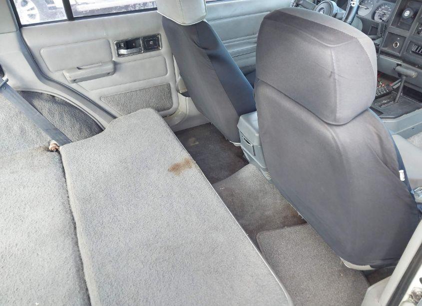 Photo 8 of 1992 Jeep Cherokee SPORT (VIN 1J4FT88S8NL226213)