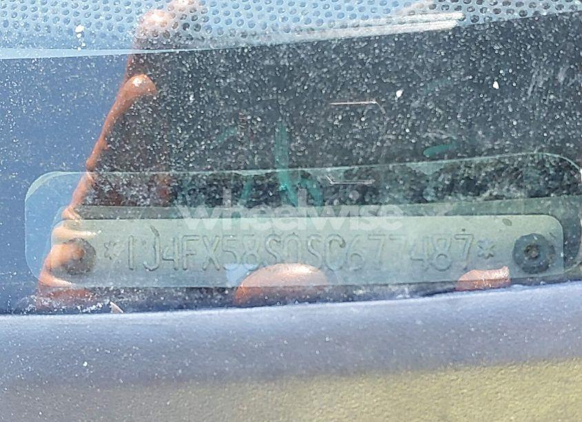 Photo 9 of 1995 Jeep Grand CHEROKEE LAREDO (VIN 1J4FX58S0SC677487)