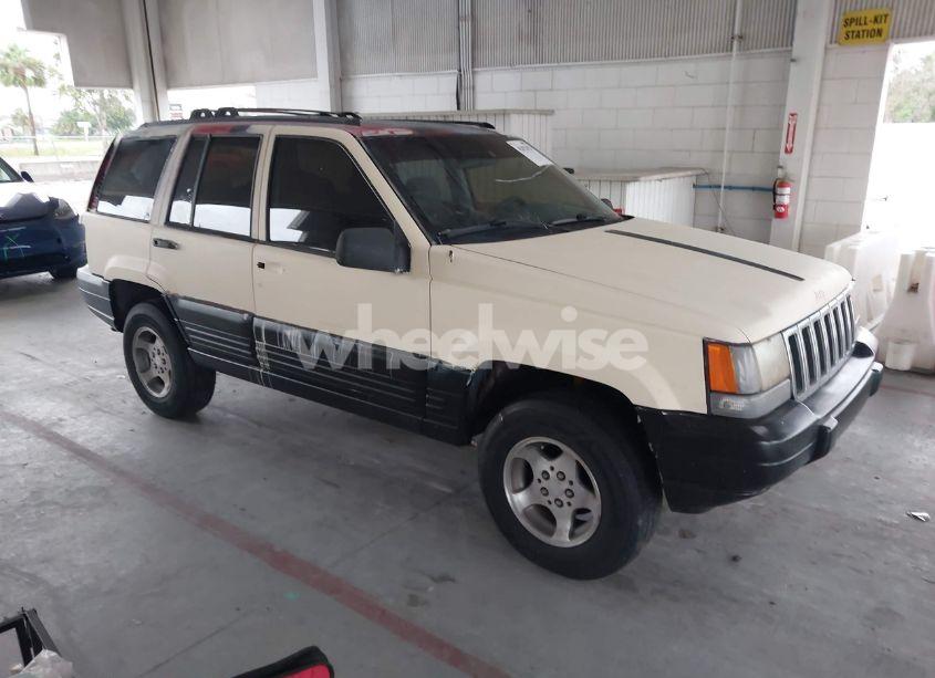 1996 Jeep Grand CHEROKEE LAREDO (VIN 1J4FX58S7TC157272) main photo