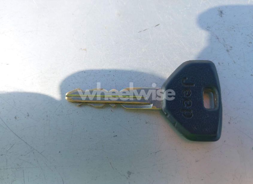 Photo 11 of 1995 Jeep Grand CHEROKEE LAREDO (VIN 1J4FX58S9SC686074)