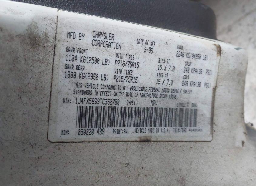 Photo 9 of 1996 Jeep Grand CHEROKEE LAREDO (VIN 1J4FX58S9TC352788)