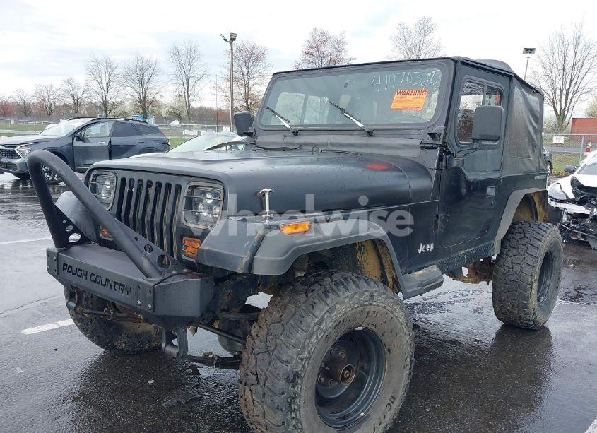 Photo 2 of 1995 Jeep Wrangler / YJ S/RIO GRANDE (VIN 1J4FY19P0SP258399)