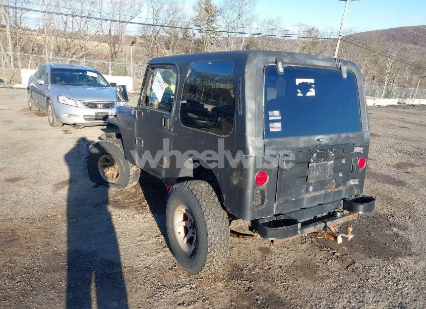 Photo 3 of 1995 Jeep Wrangler / YJ S/RIO GRANDE (VIN 1J4FY19P0SP262646)