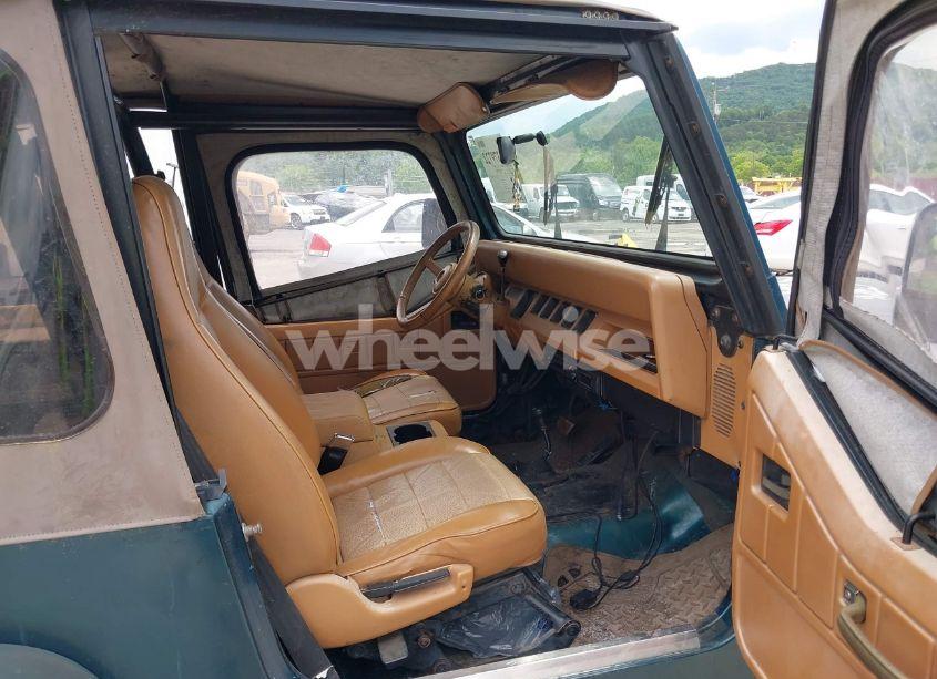 Photo 5 of 1995 Jeep Wrangler / YJ S/RIO GRANDE (VIN 1J4FY19P1SP249453)