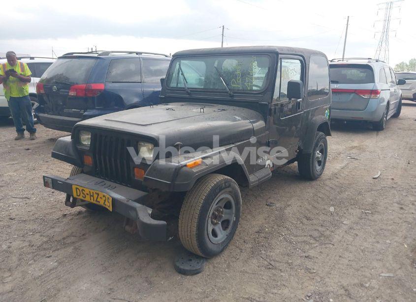 Photo 2 of 1995 Jeep Wrangler / YJ S/RIO GRANDE (VIN 1J4FY19P4SP242027)