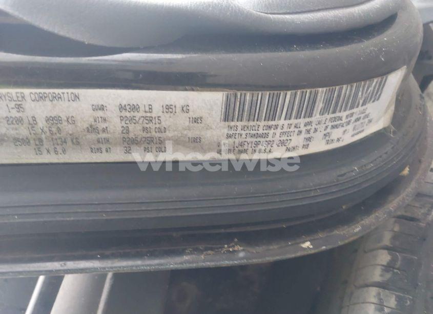 Photo 9 of 1995 Jeep Wrangler / YJ S/RIO GRANDE (VIN 1J4FY19P4SP242027)