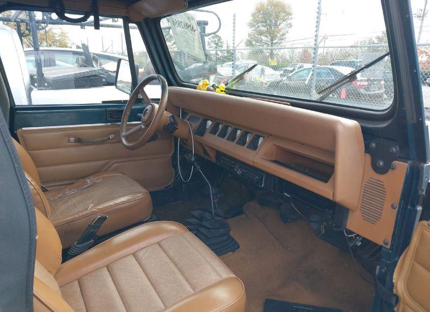 Photo 5 of 1995 Jeep Wrangler / YJ S/RIO GRANDE (VIN 1J4FY19P4SP300573)