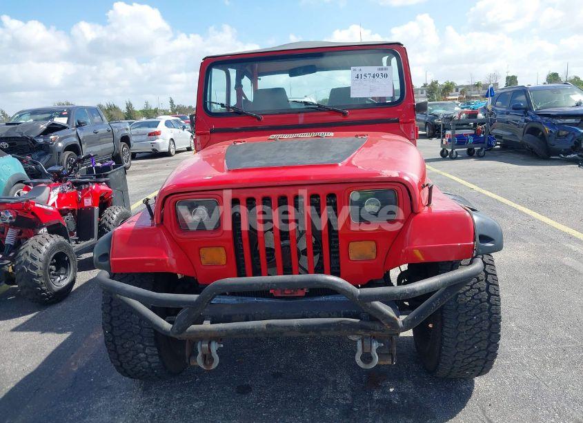Photo 6 of 1993 Jeep Wrangler / YJ S (VIN 1J4FY19P5PP255201)