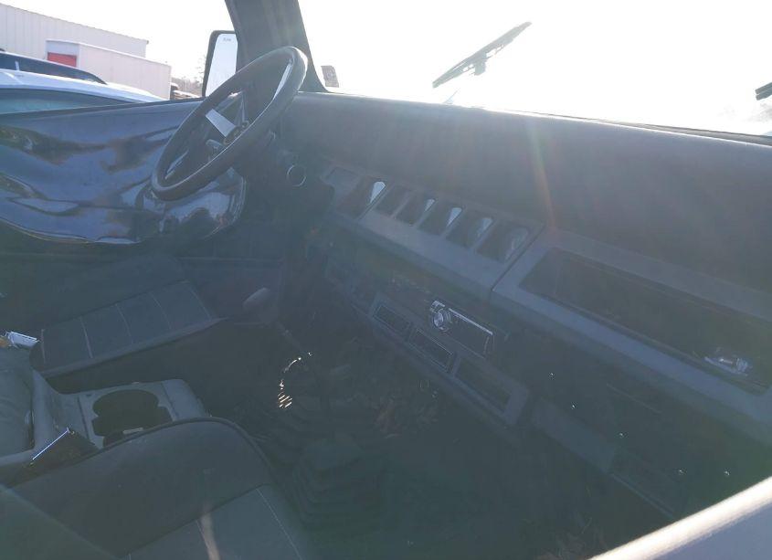 Photo 5 of 1994 Jeep Wrangler / YJ S (VIN 1J4FY19P5RP436947)