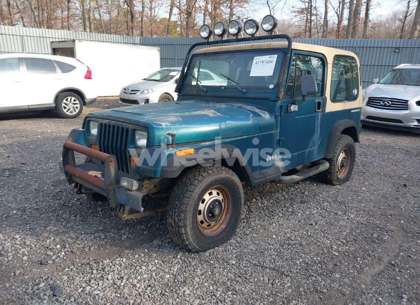 Photo 2 of 1995 Jeep Wrangler / YJ S/RIO GRANDE (VIN 1J4FY19P5SP243137)