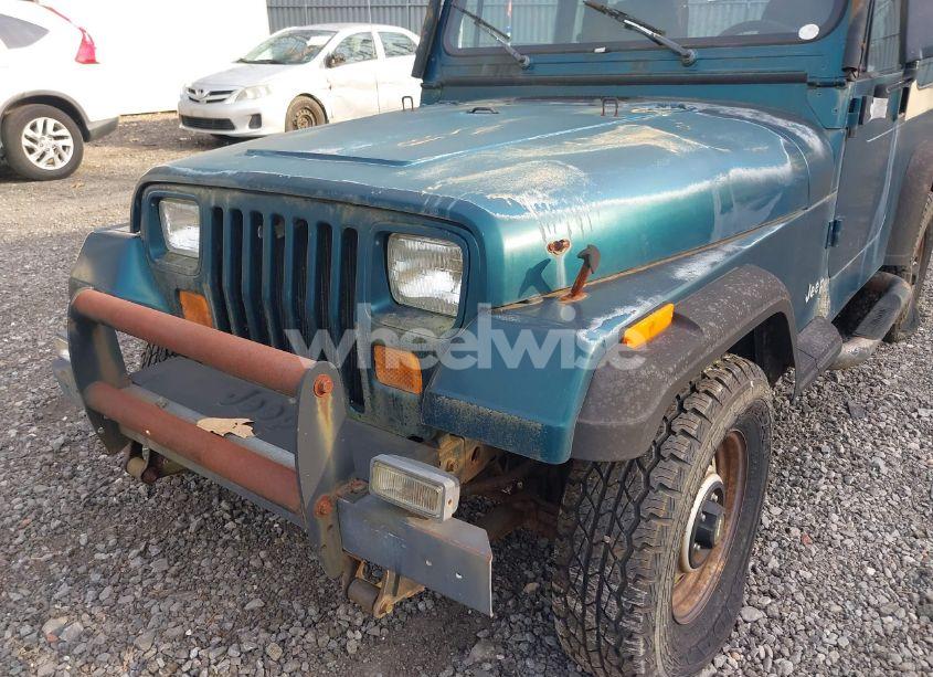 Photo 6 of 1995 Jeep Wrangler / YJ S/RIO GRANDE (VIN 1J4FY19P5SP243137)