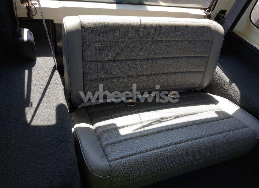 Photo 8 of 1995 Jeep Wrangler / YJ S/RIO GRANDE (VIN 1J4FY19P6SP243356)