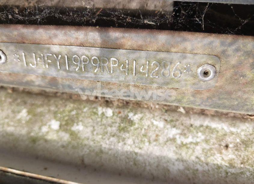 Photo 9 of 1994 Jeep Wrangler / YJ S (VIN 1J4FY19P9RP414286)