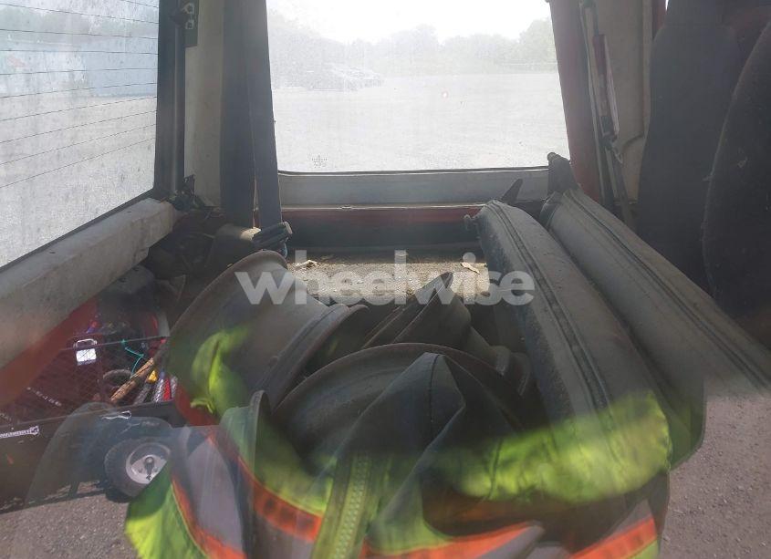 Photo 8 of 1995 Jeep Wrangler / YJ S/RIO GRANDE (VIN 1J4FY19P9SP321158)