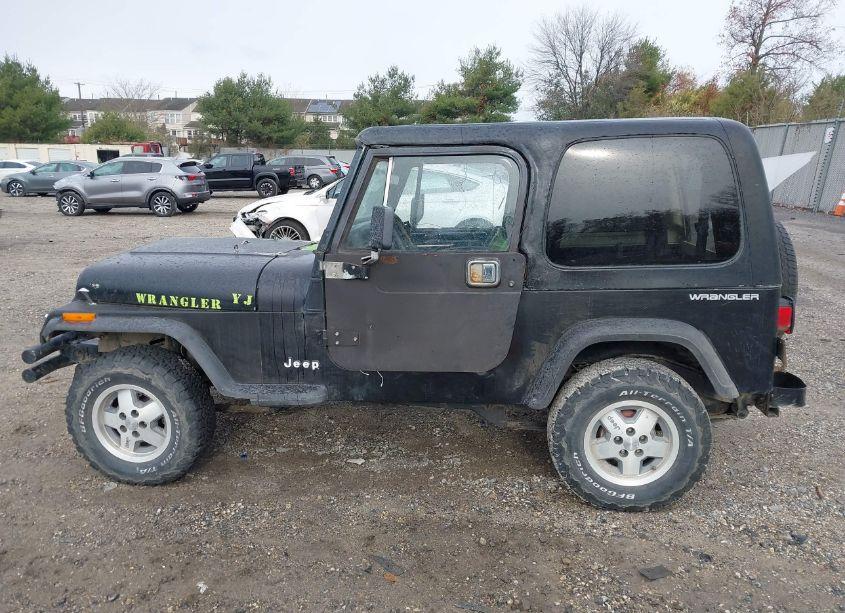 Photo 14 of 1993 Jeep Wrangler / YJ S (VIN 1J4FY19PXPP221531)