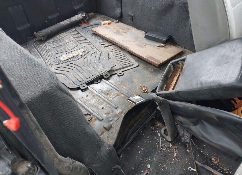 Photo 8 of 1993 Jeep Wrangler / YJ S (VIN 1J4FY19PXPP221531)