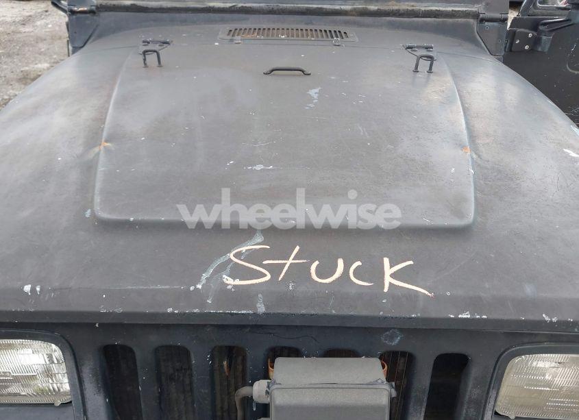 Photo 10 of 1993 Jeep Wrangler / YJ S (VIN 1J4FY19PXPP225417)