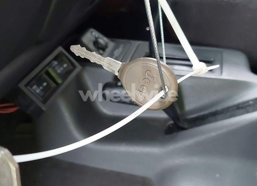 Photo 11 of 1999 Jeep Wrangler SPORT (VIN 1J4FY19S1XP402974)