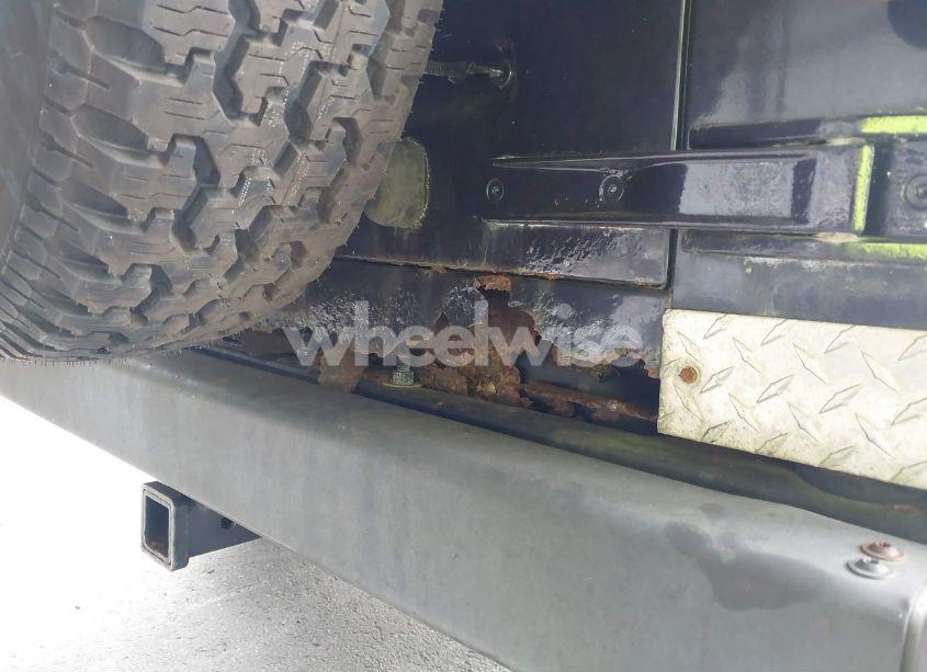 Photo 6 of 1999 Jeep Wrangler SPORT (VIN 1J4FY19S1XP402974)