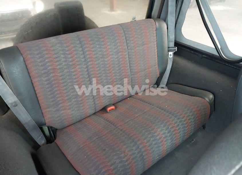 Photo 8 of 1999 Jeep Wrangler SPORT (VIN 1J4FY19S1XP402974)