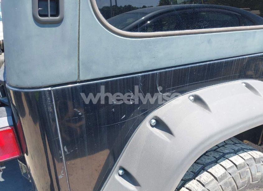 Photo 13 of 1999 Jeep Wrangler SPORT (VIN 1J4FY19S9XP423684)