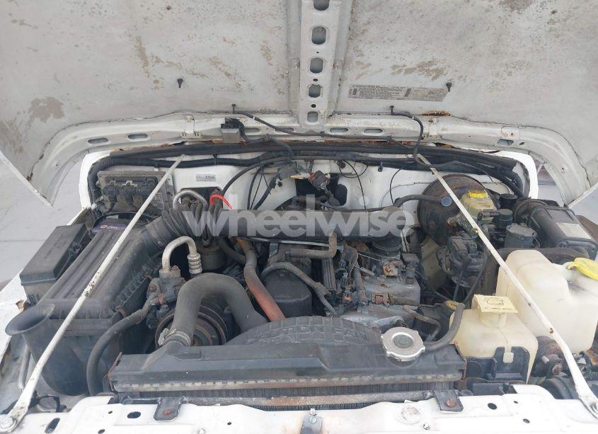 Photo 10 of 1999 Jeep Wrangler SPORT (VIN 1J4FY19S9XP471458)