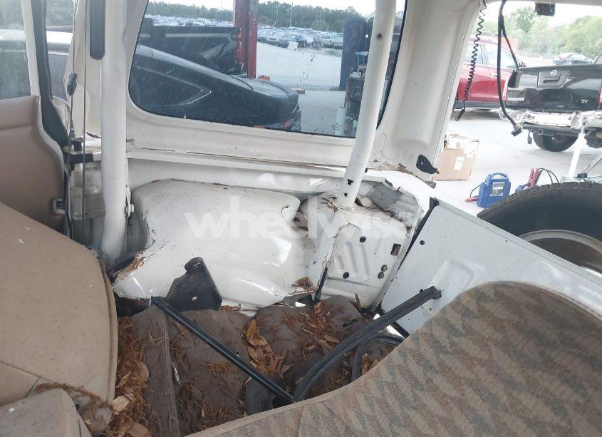 Photo 8 of 1999 Jeep Wrangler SPORT (VIN 1J4FY19S9XP471458)