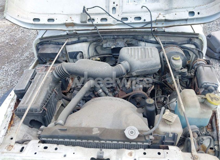 Photo 10 of 1998 Jeep Wrangler SE (VIN 1J4FY29P0WP792787)