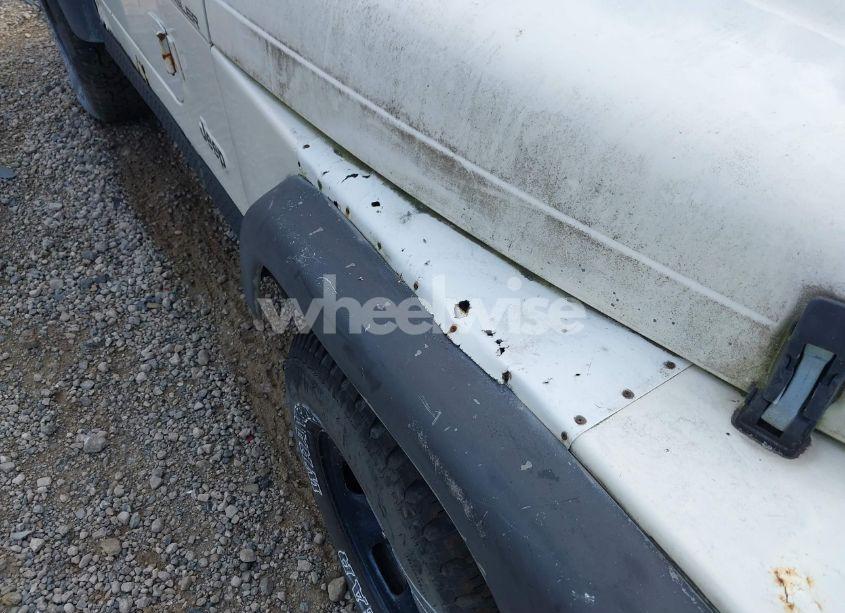 Photo 12 of 1998 Jeep Wrangler SE (VIN 1J4FY29P0WP792787)