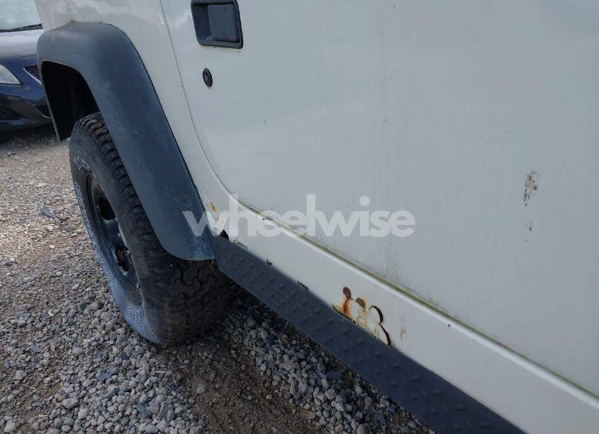 Photo 13 of 1998 Jeep Wrangler SE (VIN 1J4FY29P0WP792787)