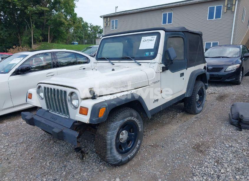 Photo 2 of 1998 Jeep Wrangler SE (VIN 1J4FY29P0WP792787)